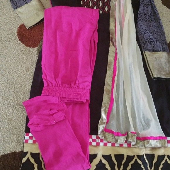 Indian straight cut dress. - Picture 5 of 6